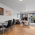 Central Bowen Hills Stay