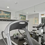 Chic 2-Bed Apartment & 5 Minutes Walk To Qpac
