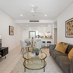 Riverside 2-Bed By Brisbane\'S Landmarks With Pool