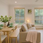 Spacious 3Br Home W Parking In Sunnybank - Relax & Unwind