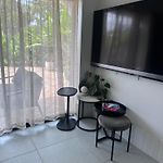 Mediterranean Studio & Garden View Private Pet Friendly