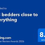 A 3 Bedders Close To Everything