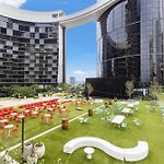 Luxury 50Th Floor 2Br At Queens Wharf With Parking