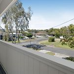 Family-Friendly House With Courtyard Retreat