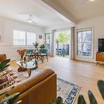 Stylish, Spacious Retreat With Plunge Pool - Casa Cranbrook