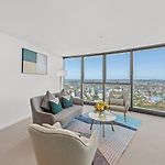 Luxury 2Bedroom Sky High Residence With Panoramic View