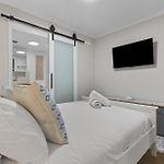 Bright 1-Bed Apartment In Fortitude Valley