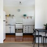 Quiet & Cozy Bulimba Escape