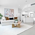 Central Luxurious 1 Bed Apartment