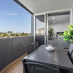 Gabba Retreat - Rooftop Pool & Stunning City View