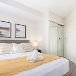 Oaks Luxury 2Br City Suite With Pool, Gym And Parking