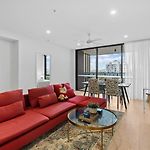 Heart Of Brisbane Riverview Balcony Pool And Bbq