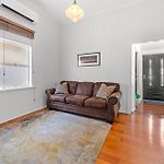 Gladstone Apartments Highgate Hill