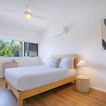 Bulimba Solace - Poolside Living By Brisbane River