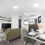 Oaks Panoramic 2Br City Apartment With Pool, Parking, Gym