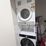 24 Bromley St Private Room In A Luxurious Shared Apt