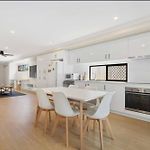 Cozy Sunnybank Base - Unit 3 | Near Shops & Eats