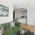 Valley Getaway - Rooftop Pool - Parking - Sleeps 6