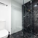 Stylish 2Br Cityside Apt With Pool, Gym And Parking