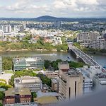 1Bedroom Sip In Style Apt In Queens Wharf - Level 33 With City And River View