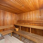 Luxury 2 Bedroom Retreat With Pool And Gym Access