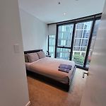 Upper Skyrise Unit Cbd Pool Gym