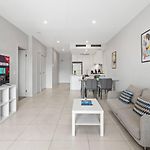Modern 2Br Apartment Easy Access To Everywhere