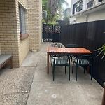 2 Bed Ground Flr Gaythorne Courtyard Apt, Parking