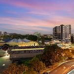 Zen Suite Cozy 1 Bedroom With 2 Beds Spa Pool Gym Sauna
