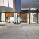 One Bedroom Apartment Near Theatres Galleries