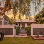 Mokum House Designer Escape With Pool Sauna