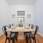 Pet Friendly Budget Home Walk To Gabba Hospital