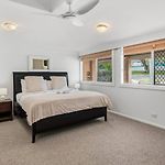 Value 3 Beds Family Stay With Pool Near Bay And Shops