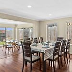 Spacious 2-Storey 4Br House Family Friendly