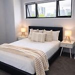 Kangaroo Point, Bromley Street