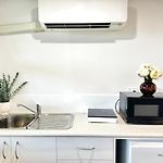 Self-Contained Studio I Near Westfield Chermside