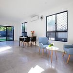 Affordable Private 1Br Parking Aircon Near Train