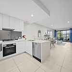2Br Apartment Near Sunnybank Plaza And Market Square