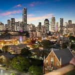 12Th Floor Stadium View -2Br-Free Parking-Cbd