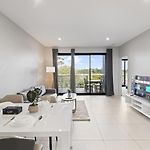 2Br Near Plaza And Garden City Walk To Bus Easy M3