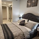 City And River View Apt With Infinity Pool, Spa, Sauna, Steam Room