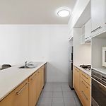 Cbd River City Suites With Free Carpark