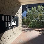 Large 2 Bed 2 Bath 1 Park Inner City Location