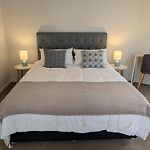 Premium Unit W/ Rooftop Pool In The Heart Brisbane