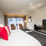 Calamvale Hotel Suites And Conference Centre