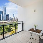Brisbane Skyline View 2Beds River View Apt