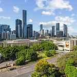 Brisbane Skyline View 2Beds River View Apt