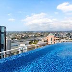 The Story Suite - 2Bed-2Bath-2Car-Pool-Views - Cbd