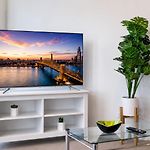 Lvl 59 Skytower Amazing Views Cbd Wifi Carpark By Stylish Stays