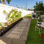 Hot Tub, Ice Bath, Gym, Sauna, Pool Table Coorparoo Haven